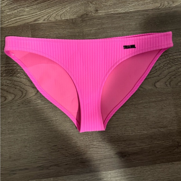 TRIANGL bikini - Picture 3 of 3